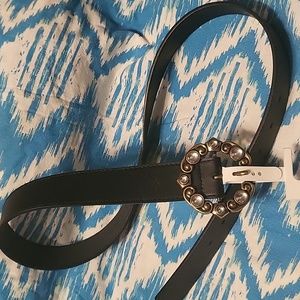 Jessica Simpson,  M 8-10